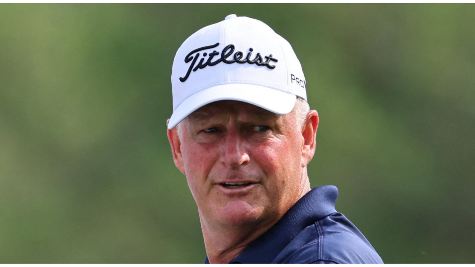 Sandy Lyle's Masters farewell begins with snapped club and hitting a cameraman!